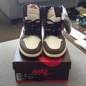 Nike x travis scott air jordan 1 size 10 with box